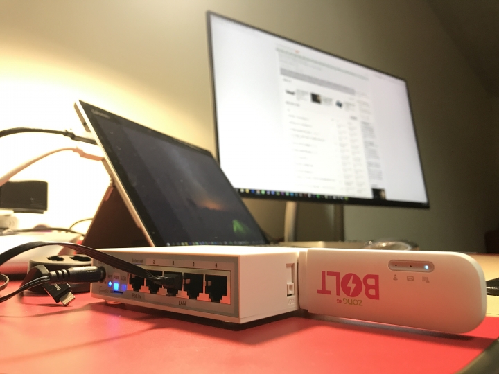 台星188 + MikroTik RB750Gr3 hEX + Huawei E8372h-153 + Netgear R7500