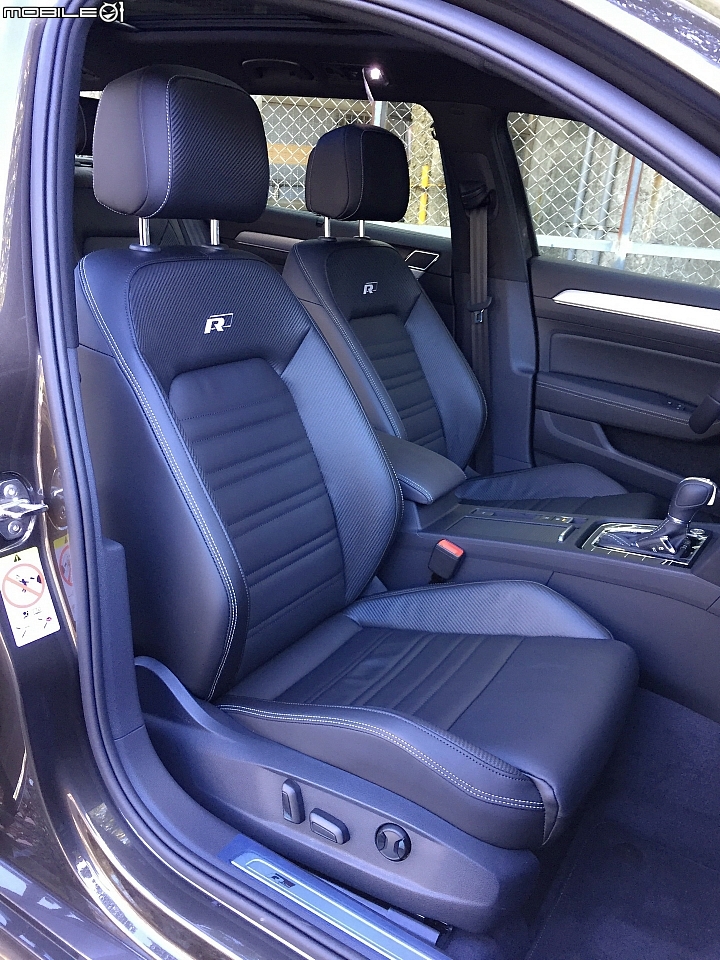 [AJ開箱]- 風雨過後，曙光乍現- Volkswagen  Passat  Variant  380TSI   R-Line  Performance