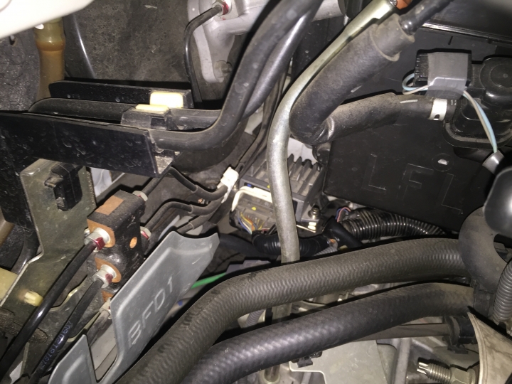 [分享]   微笑MAZDA3 變速箱電腦移位。