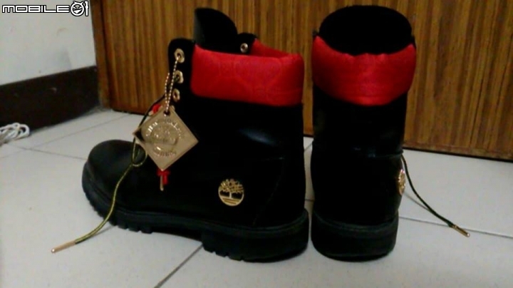 【掛羊頭賣狗肉】Timberland 2017新年款 + Dents Skyfall 羊皮手套((不要把我趕回去隔壁，隔壁好冷清哭哭