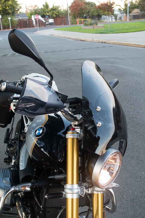 [開箱文] 2017 BMW R9T Blue Planet Metallic / Aluminum