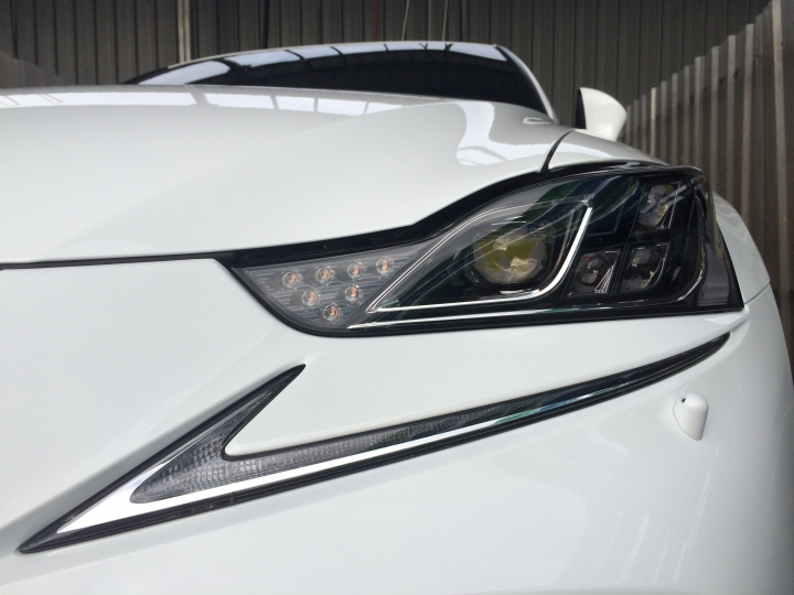Lexus IS200t  滿月破千微開箱