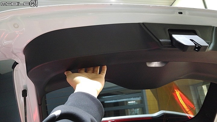 VOLVO V40 CC試駕體驗心得-VOLVO安全不分等級，試在必行試駕活動