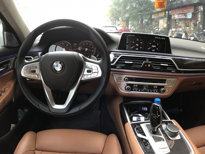 【美圖分享】700萬的G12 740Li Msport