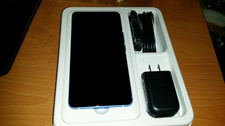 U11+ 128g 簡易開箱! 好了 買下去了!