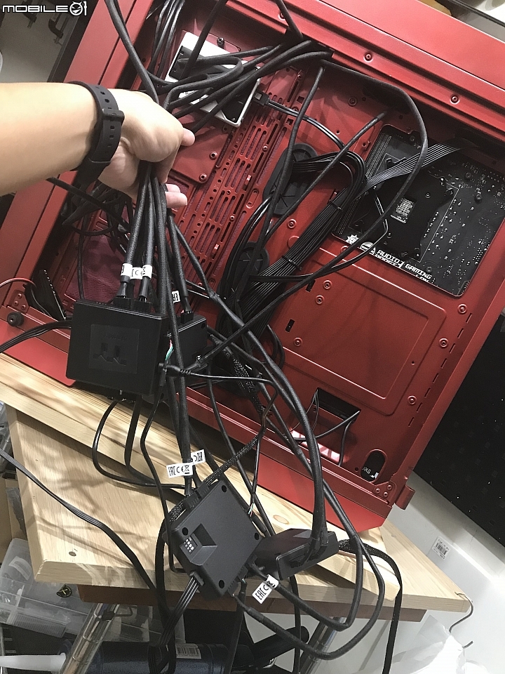 【機殼改裝】閃瞎你的眼，夜店改裝風格 LUXY 71