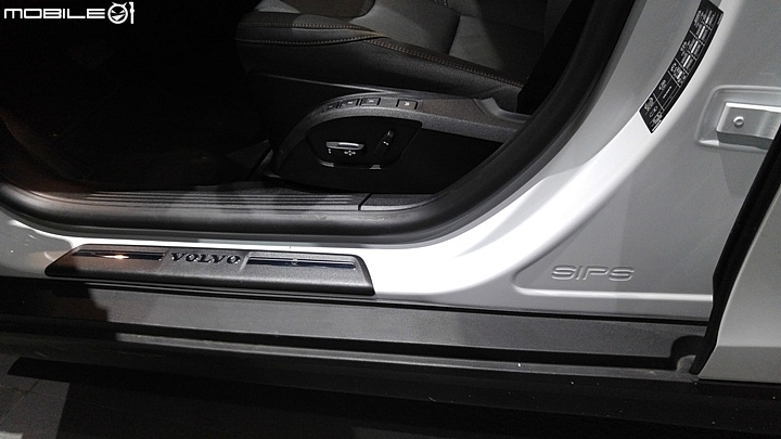 VOLVO V40 CC試駕體驗心得-VOLVO安全不分等級，試在必行試駕活動