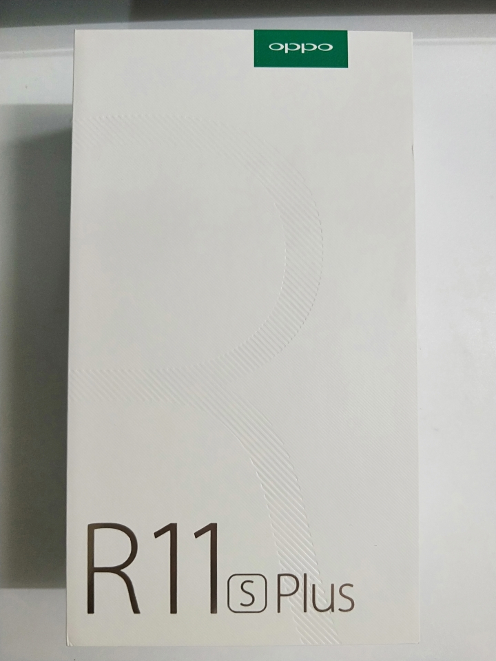 OPPO R11s Plus 素人簡易開箱(無功能介紹，單純"開箱")