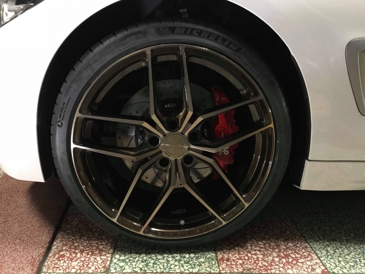 BMW F36 小開箱~~