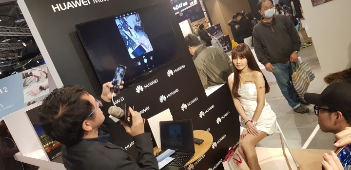 【體驗】搶先體驗搭載全球首款AI晶片HUAWEI Mate10/Mate10 Pro．更懂你的手機嚇到吃手手．照相更智慧．翻譯超溝通．會學習更懂你的聰明手機。