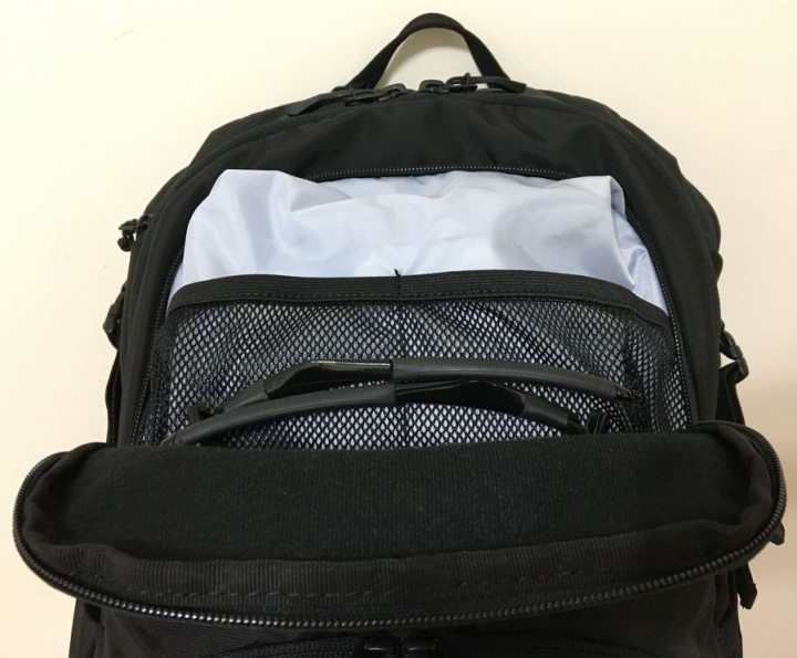 【開箱】只有EVOC可以超越EVOC，2018年 EXPLORER PRO 26L 輕量透氣背包