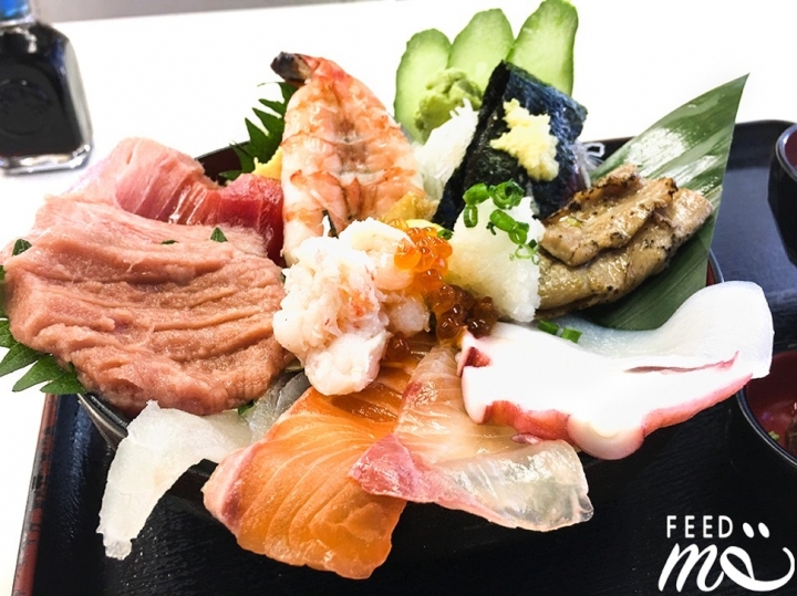 【日本在地美食｜淺草】滿到看不到飯的價格親民國王級海鮮丼