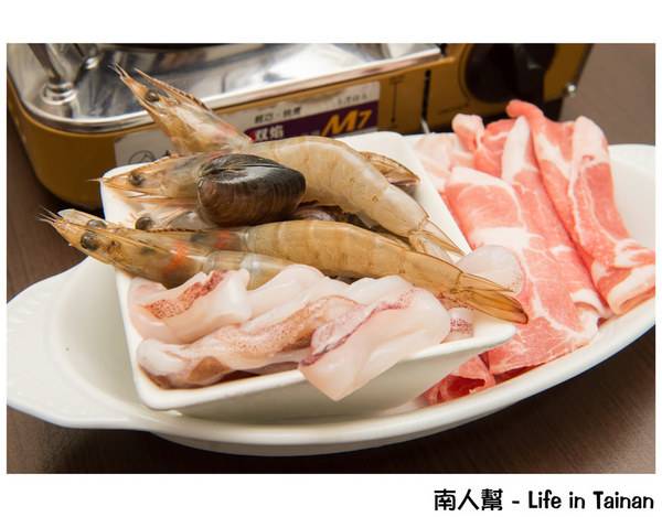 【台南美食】抹茶.玫瑰奶鍋｜燉飯｜義大利麵｜焗烤｜仁德巷弄異國美食~沐光洋房