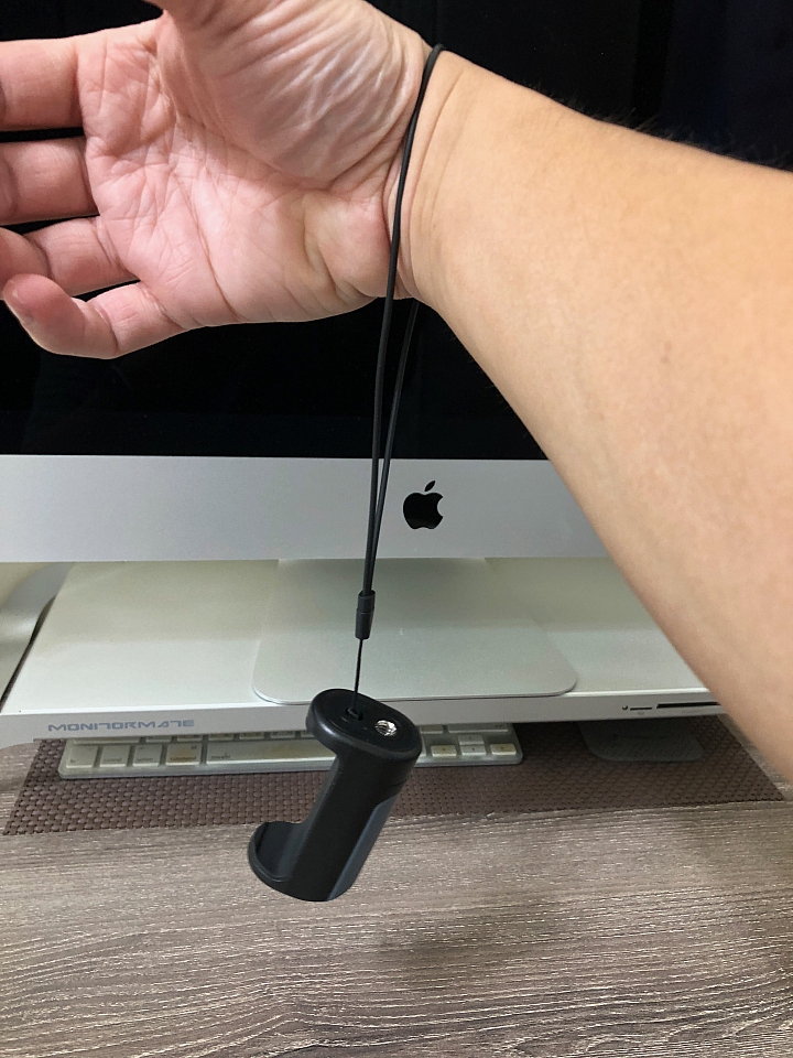 『小開箱分享』Just Mobile  ShutterGrip 手機拍照手把