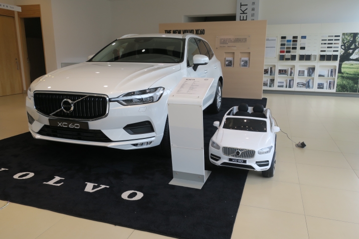 VOLVO 安全不分等級，試在必行之 跨界傳奇V60 Cross Country CSK不專業體驗分享 (圖多)