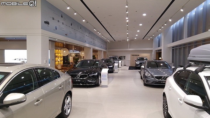 VOLVO V40 CC試駕體驗心得-VOLVO安全不分等級，試在必行試駕活動