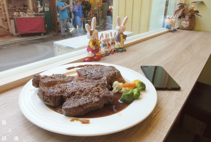 重CP值&無肉不歡的饕客.快來《YumYum好吃好吃.創始1號店》吧！