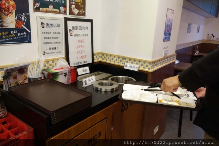 『台北美食』-松山區興安街．長勝君捲蛋餅 / 南京復興 / 復興北路 / 西華飯店