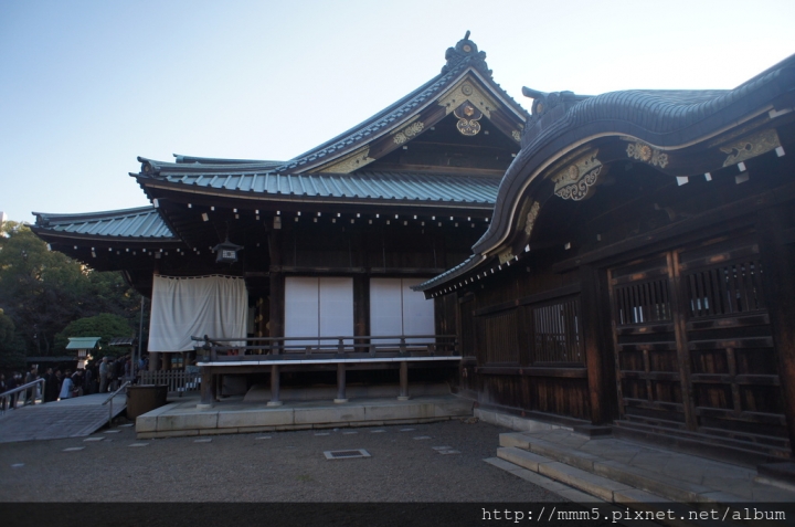【玩】日本 東京/九段下 靖國神社2017銀杏景點