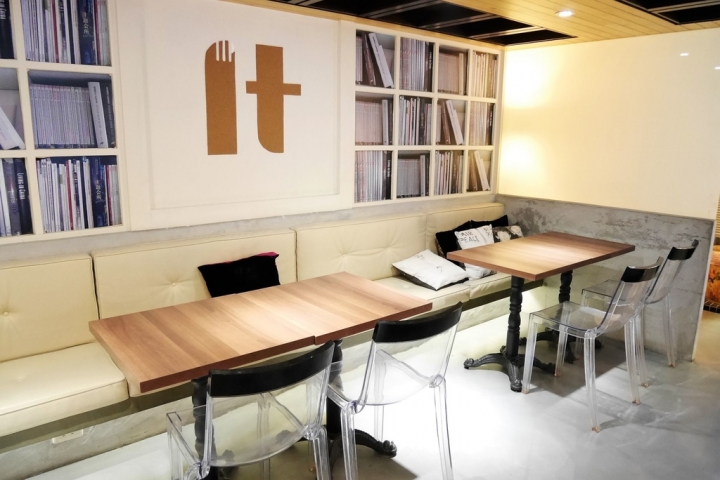 【台北內湖 | 咖啡廳】融入IT人精神的美式設計風格咖啡廳☞IT Cafe' (內湖店)