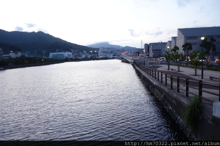『日本遊記』- 九州長崎．稻佐山夜景 / 三大夜景 / 纜車 / 長崎港 / 豪斯登堡 / 夜景高峰會 / 香港 / 摩洛哥