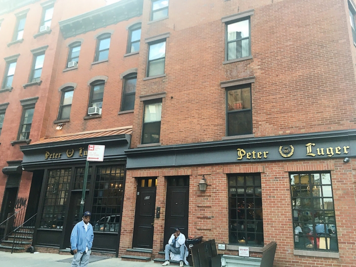 【秋天＊紐約】行程分享： Sarabeth's 早午餐、三一教堂、華爾街、南街海港、911紀念館、世貿大樓、Peter Luger牛排、布魯克林Dumbo