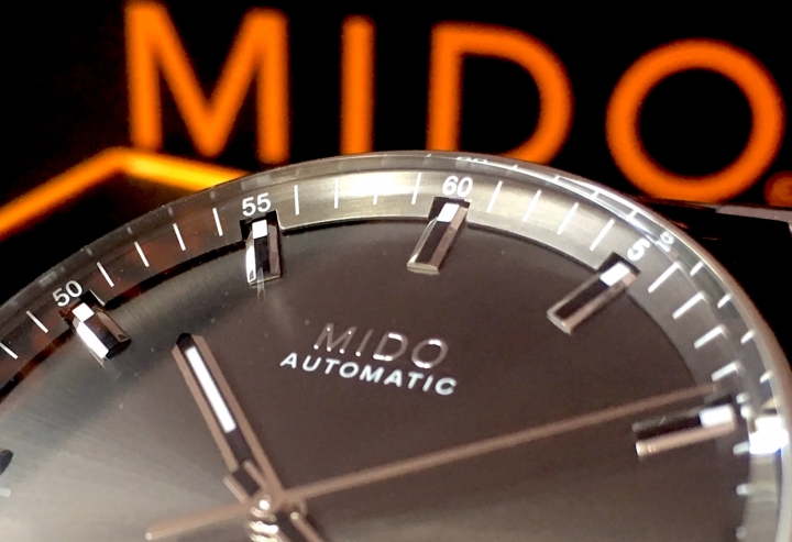 [開箱]Mido香榭系列大日期窗紀念錶