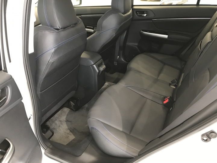 2018 outback eyesight +levorg 展間賞車 (圖多)