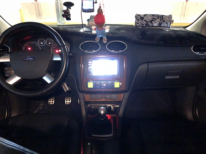 倒數關箱文--Ford Focus MKII 4D TDCi 6MT