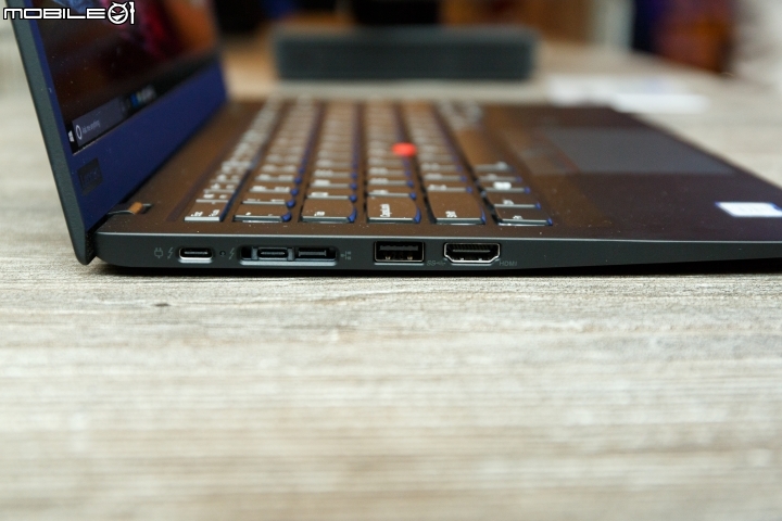 【CES 2018】處理器與硬體小改款 Lenovo 全新 X1 Series 筆電發表
