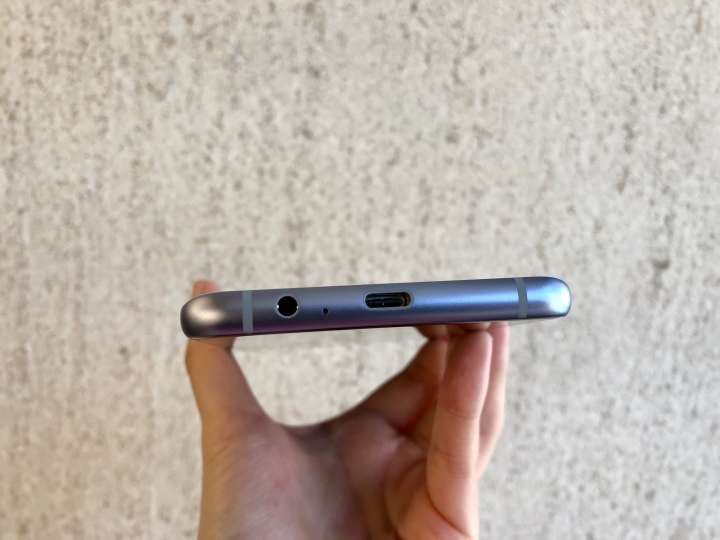 Galaxy A8+曖昧紫開箱分享