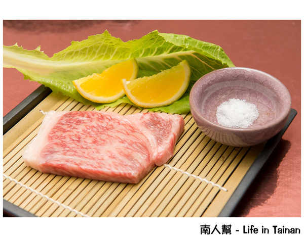 【台南美食】貴一郎健康燒肉|美國.澳洲.日本和牛|宅配到家運費均一價|網路看到哪一塊買到就是那一塊~貴一郎賣肉為生