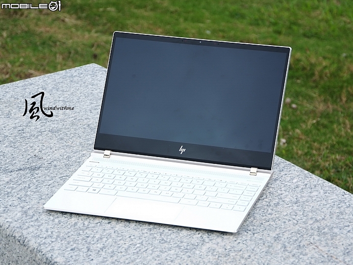 窄邊框與Intel第8代改款 - HP Spectre 13高階Ultrabook解析