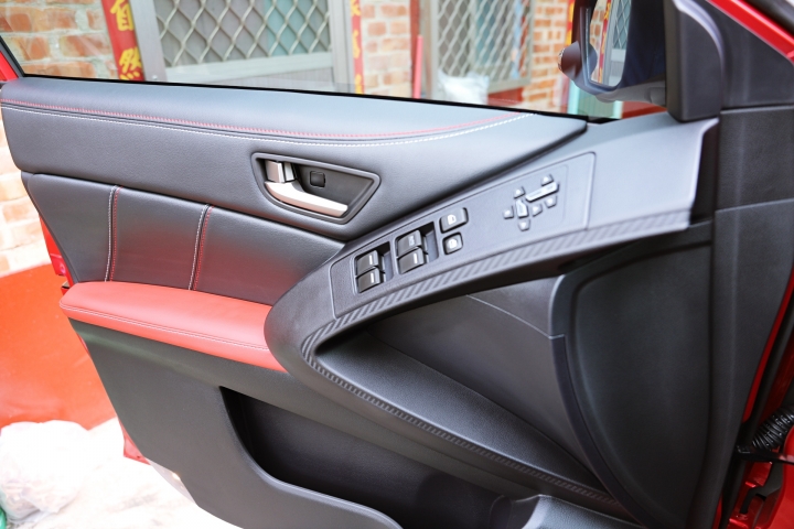 【開箱/紀錄】LUXGENG U6 GT220 @ 我們的第一部車
