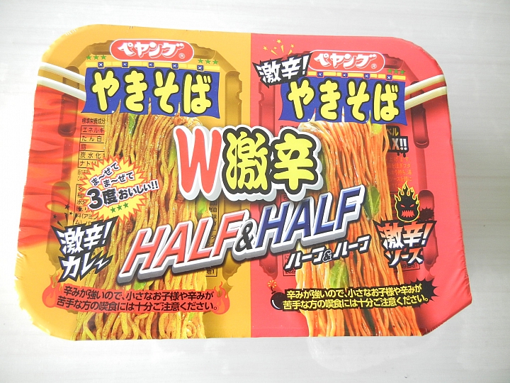 日本人最愛的炒麵、咖哩、納豆合體囉！「PEYOUNG咖哩炒麵＋納豆」