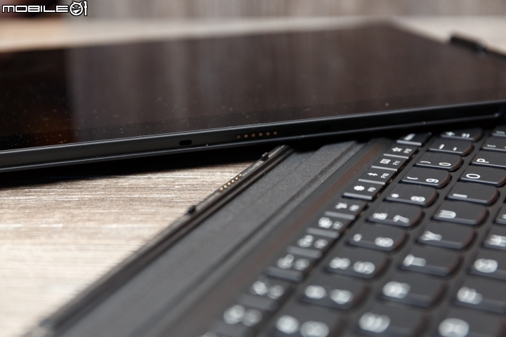 【CES 2018】處理器與硬體小改款 Lenovo 全新 X1 Series 筆電發表