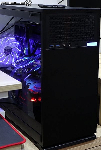 [開箱] 迎廣 In Win 102 極簡風美觀入門玻璃機殼