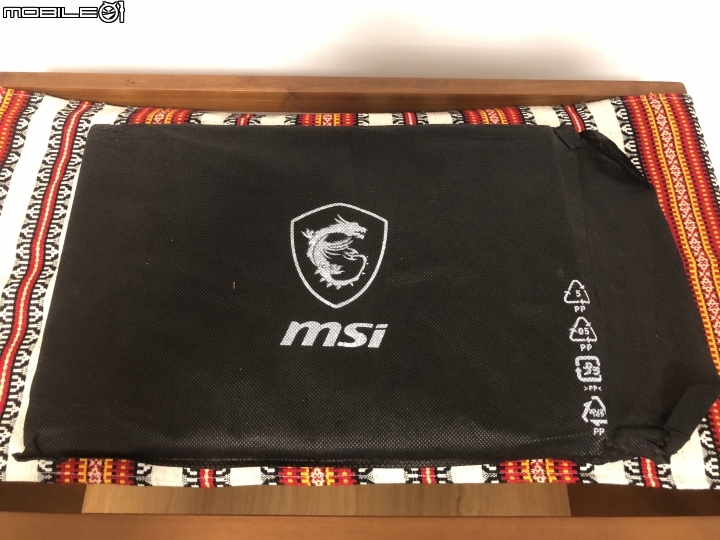 [開箱] 另徵求微星筆電蓋大樓 微星電競筆電 MSI GE63 7RD-025TW謝票開箱