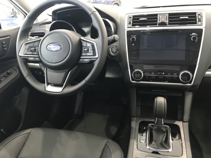 2018 outback eyesight +levorg 展間賞車 (圖多)