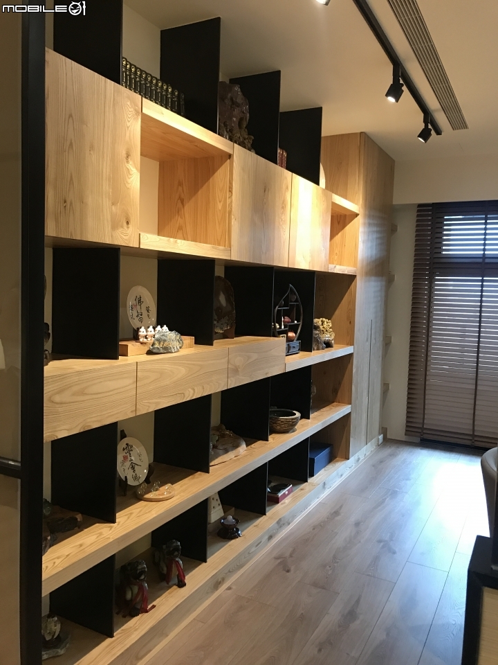 [開箱]  淡雅的人文 咖啡 小酒館