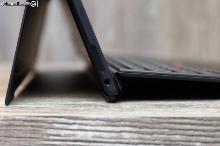 【CES 2018】處理器與硬體小改款 Lenovo 全新 X1 Series 筆電發表