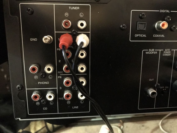 混音器接擴大機問題