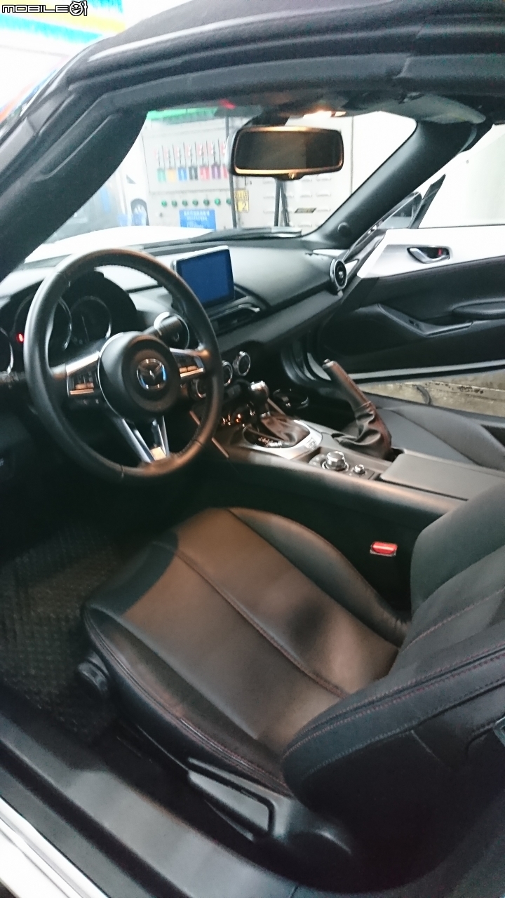 平衡之道   久違的開箱MX-5 Soft top