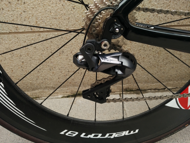 Specialized  SHIV TT三鐵車 +Shimano R8050 電變 分享文