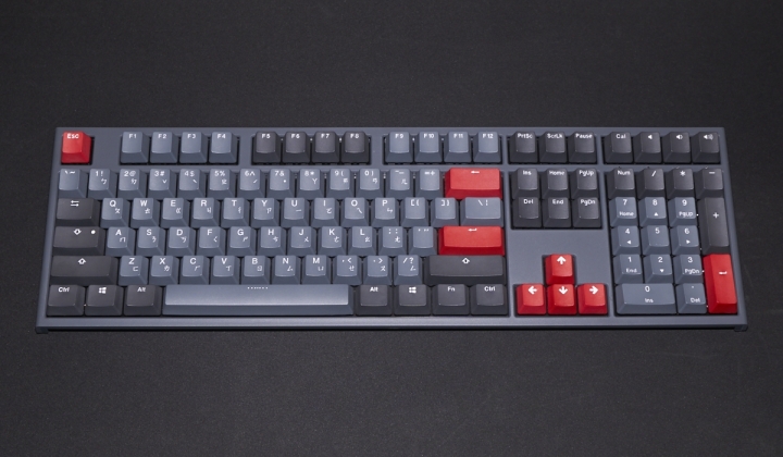 Ducky ONE 2 天際線+地平線