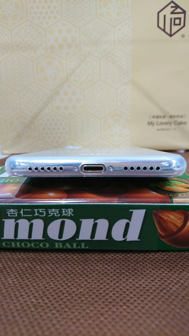 保護殼開箱之我也愛吃薄皮嫩機