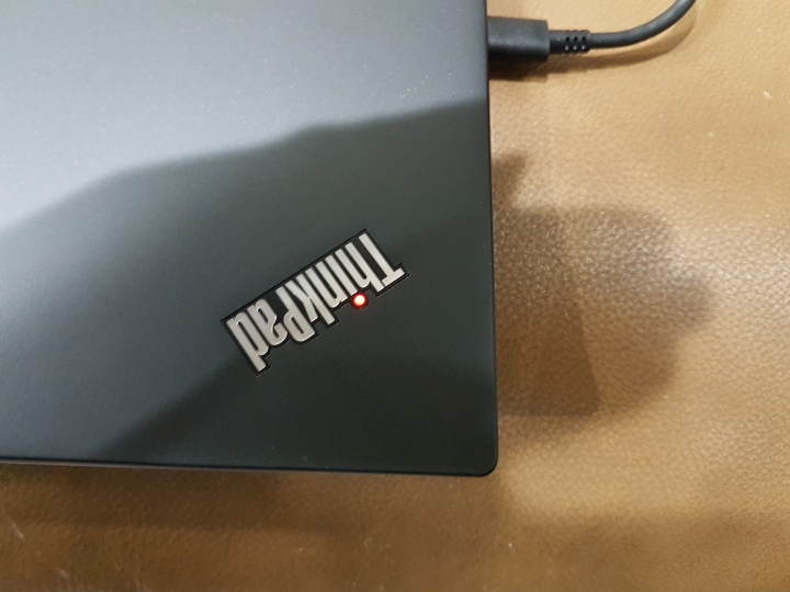 [開箱] ThinkPad T470S 簡單開箱