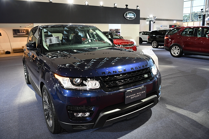 2018 高雄世界新車大展蓋樓