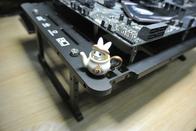 PC測試玩家的秘密武器 Streacom BC1 裸測架 輕評測