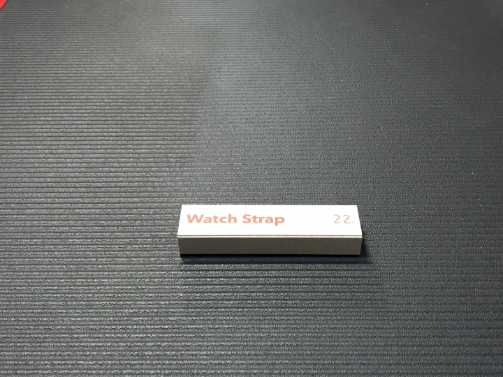 開箱! 四度空間水泥機械錶 x 22 Design 限量黯影款